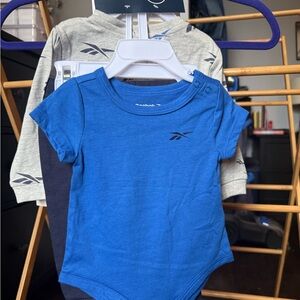 Reebok 3-piece Infant onesie, shirt, and pant set in Navy, blue, and gray